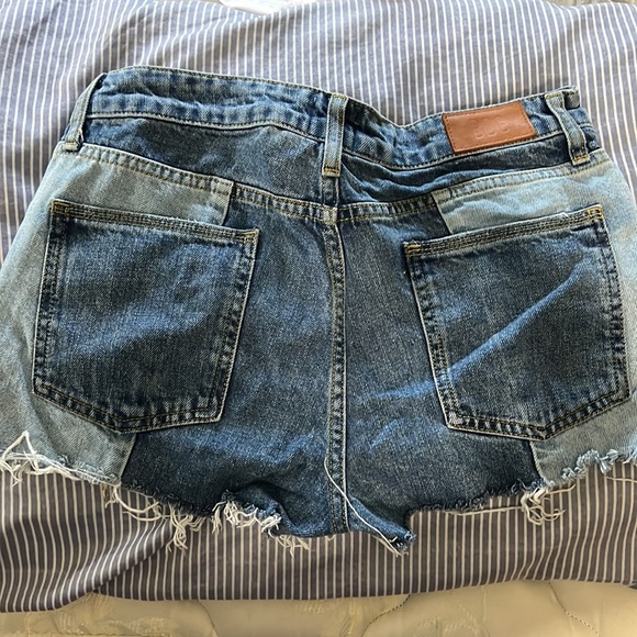 Urban Outfitters 2 Tone Denim Shorts - Picture 3 of 5